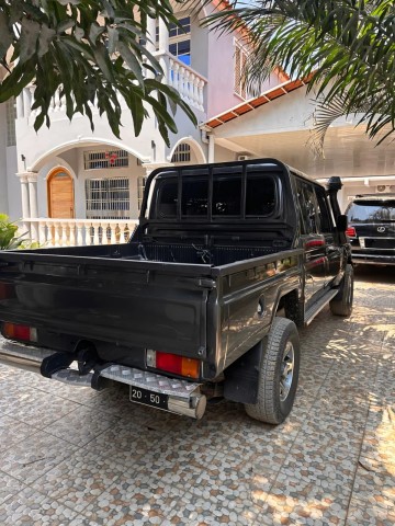 Venda TOYOTA LAND CRUISER CABINA DUPLA