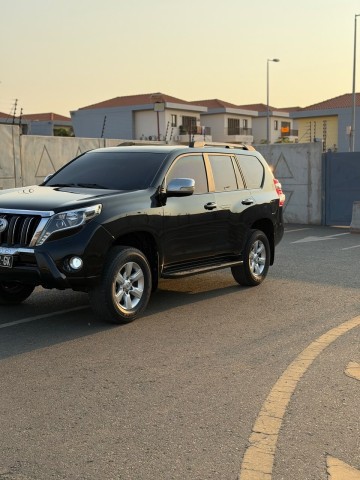 Venda TOYOTA LAND CRUISER PRADO