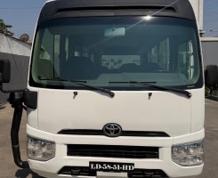 A venda TOYOTA COASTER