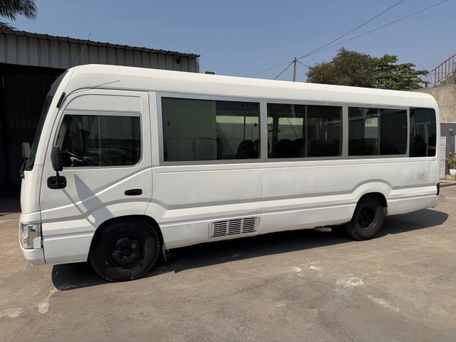 Venda TOYOTA COASTER
