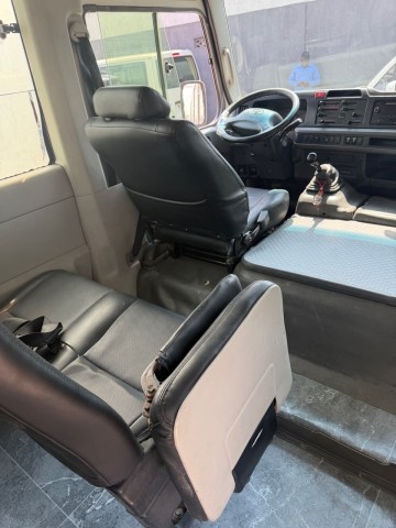 Venda TOYOTA COASTER