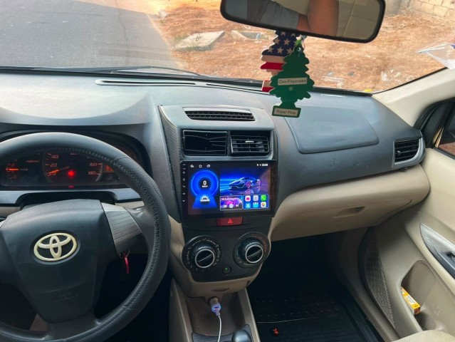 Venda TOYOTA AVANZA