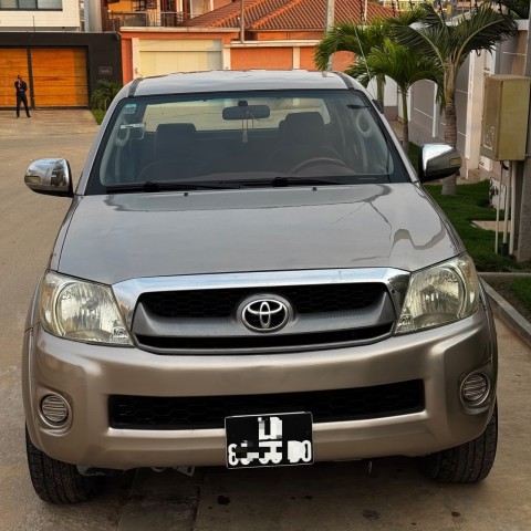 Venda TOYOTA HILUX AUTOMÁTICA GASOLINA