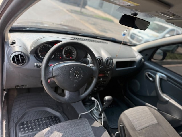 Venda Renault Duster impecável