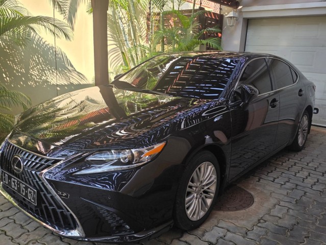 Venda Lexus ES 250 2.5 Gasolina/20 milhões