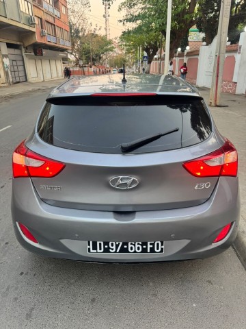 Venda HYUNDAI i30