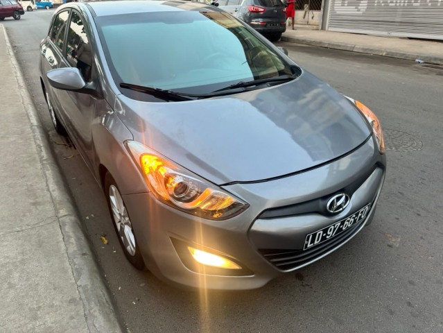 Venda HYUNDAI i30