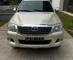 A venda TOYOTA HYLUX