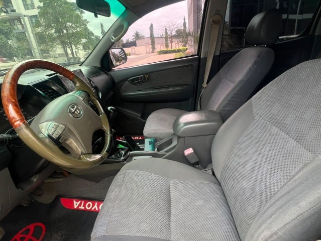 Venda TOYOTA HYLUX