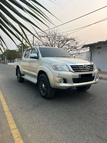 Venda TOYOTA HYLUX