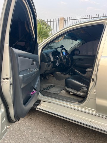 Venda TOYOTA HYLUX