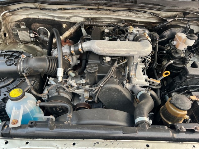 Venda TOYOTA HYLUX