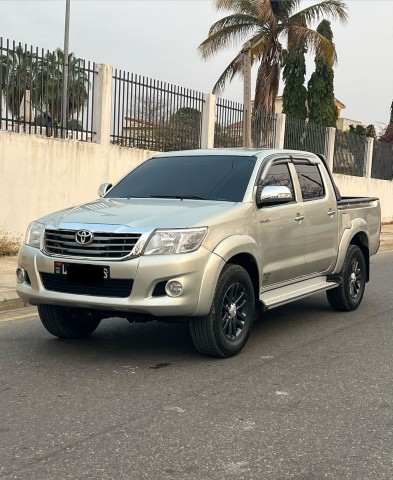 Venda TOYOTA HYLUX