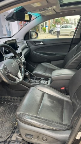 Venda HYUNDAI TUCSON 2020