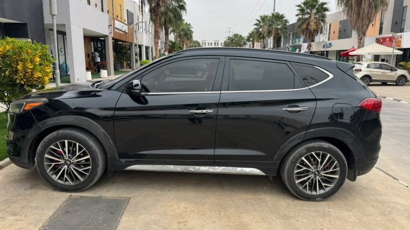 Venda HYUNDAI TUCSON 2020