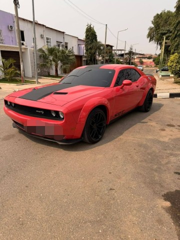 Venda Dodge Challenger SRT V6