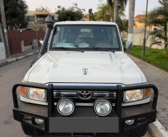 Comprar TOYOTA LAND CRUISER SEMI NOVO