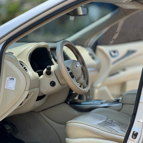 Venda Infiniti Qx v6 limpo