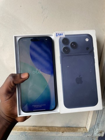 Vendo iPhone 17 Pro Max Novo