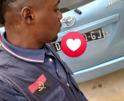 A venda TOYOTA AVANZA