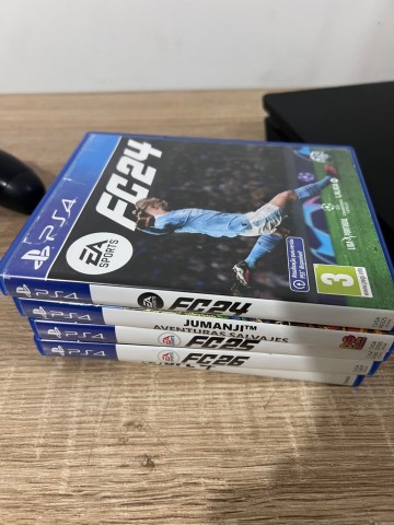 PS4 Slim + 5 jogos