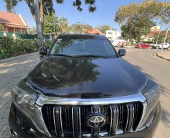 A venda VENDO TOYOTA LAND CRUISER PRADO V6 2012