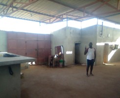 Comprar Vendo a ninha casa em viana km30