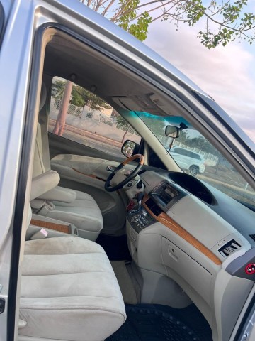 Toyota prévia impecável