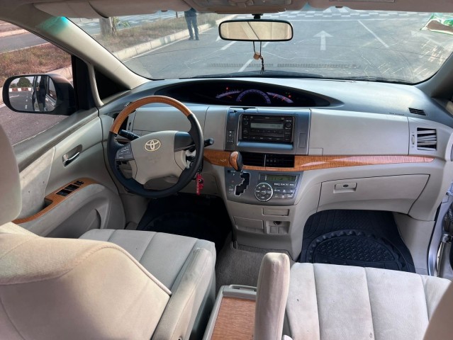 Toyota prévia impecável