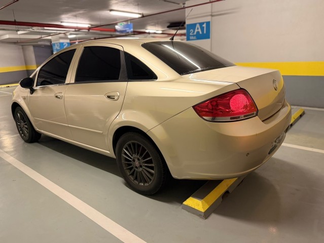 Fiat linea impecável