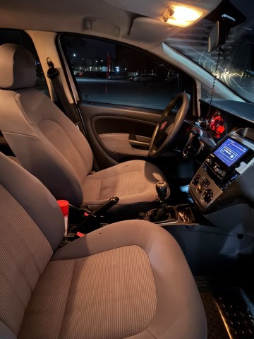 Fiat linea impecável