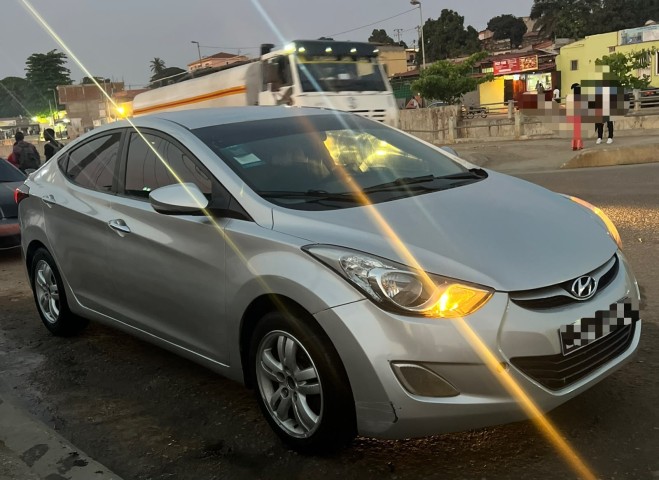 HYUNDAI ELANTRA FULL