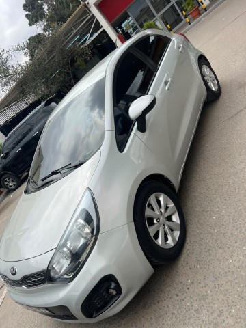 KIA RIO FULL