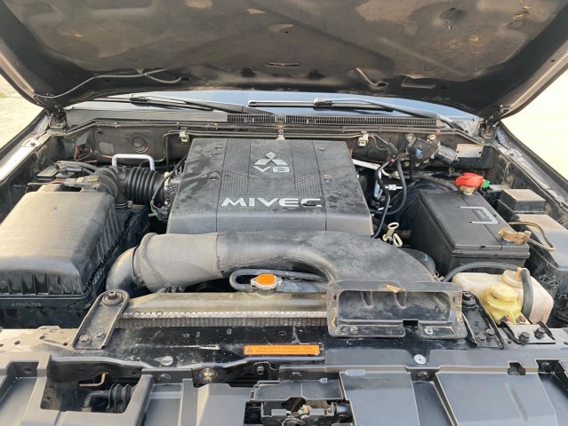 MITSUBISHI PAJERO FULL SÉRIE G