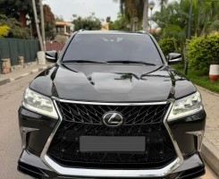 A venda Lexus Super sport PLUS -570 - PRETO Ano :2020/2021