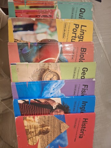 LIVROS PLURAL 7ª CLASSE