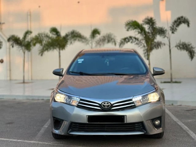 TOYOTA COROLLA FULL
