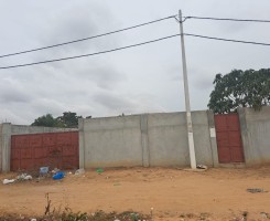Comprar TERRENO 20m x 30m - Benfica