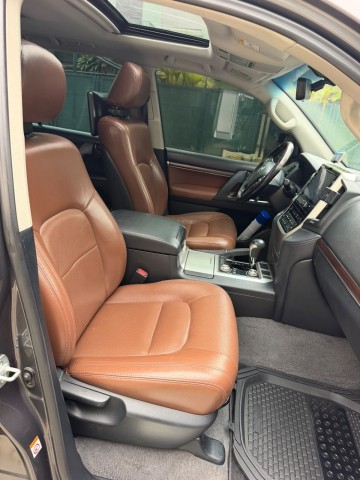 TOYOTA LAND CRUISER V8 Cinzento
