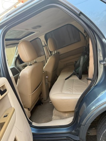 Ford escape impecável