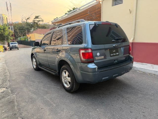 Ford escape impecável