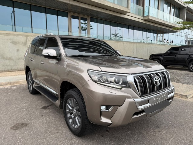TOYOTA LAND CRUISER PRADO TXL 70 ANNIVERSARY