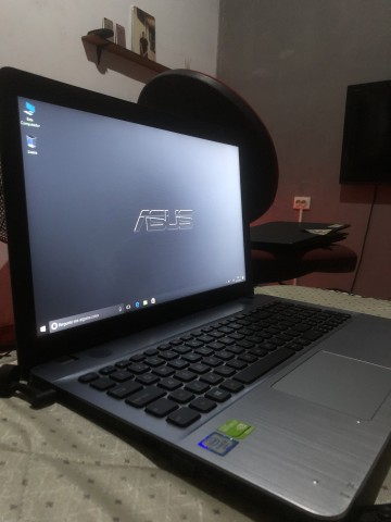 ASUS F541U CORE I5 6ª GERAÇÃO 8GB RAM SSD 256GB GEFORCE BATERIA BOA