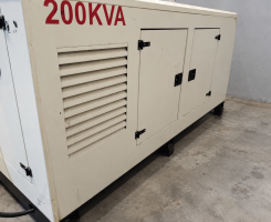 A venda GERADOR PERKINS 200 kVA