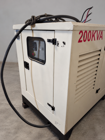 GERADOR PERKINS 200 kVA