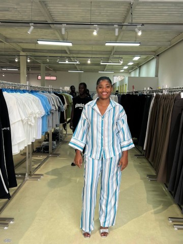 Roupas de Moda Para Mulheres e Homens e Crianças